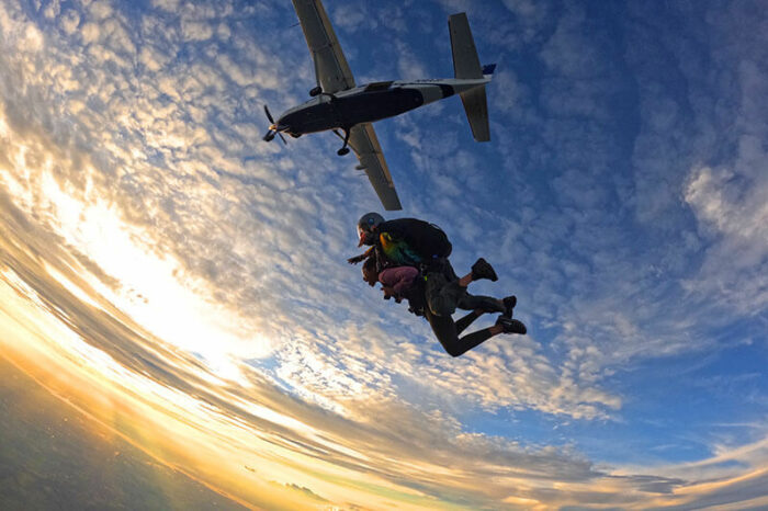 Skydiving Weight Limit, Minimum Age & Other Skydiving Requirements